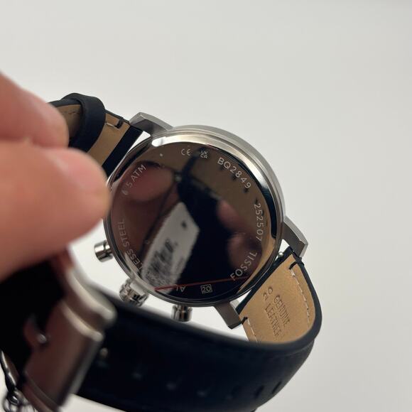 Fossil Rhett BQ2849 Men’s 42mm Black Dial Multifunction Quartz Leather Straps - Picture 2 of 15